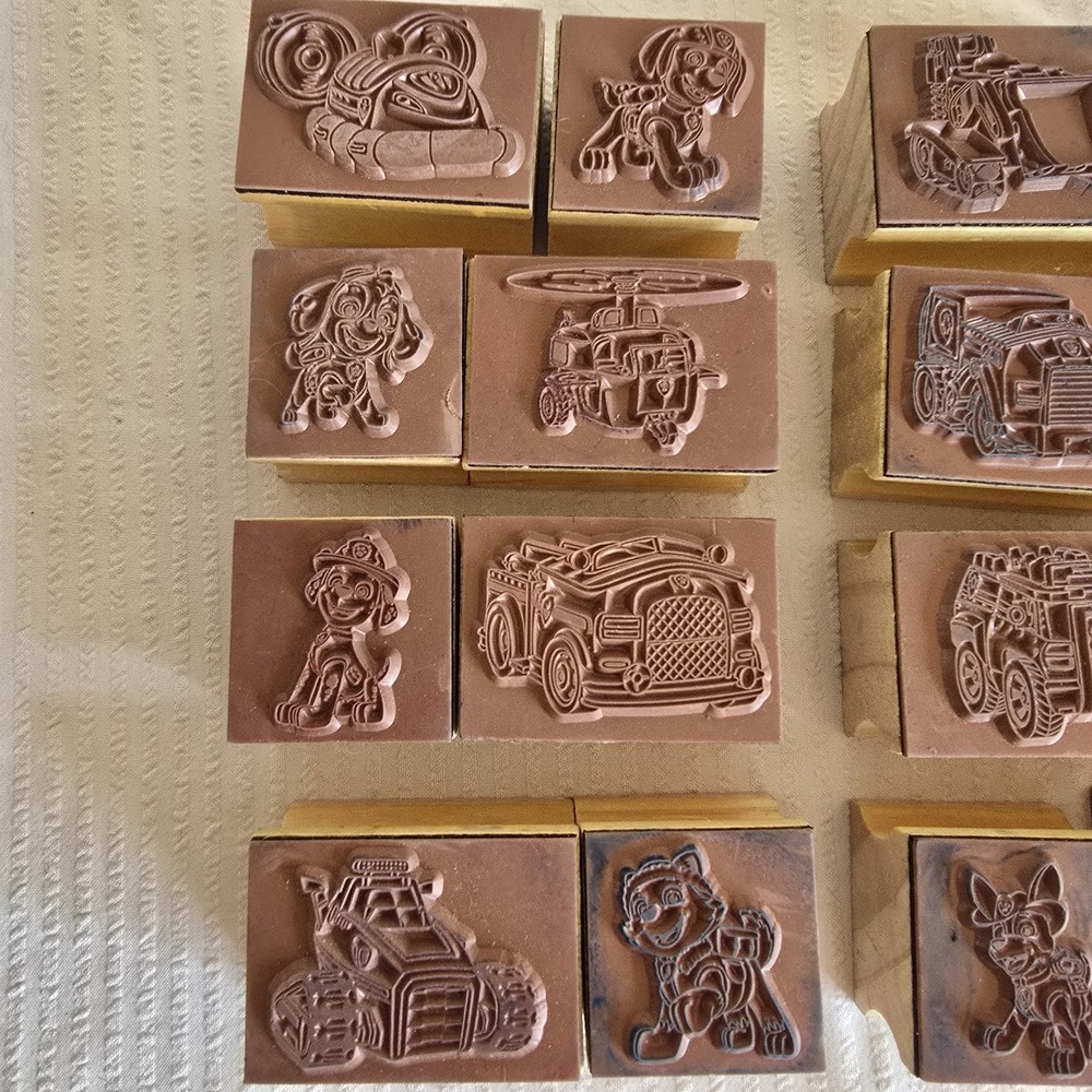 Paw Patrol Wooden Stamps Pups and Vehicles 16 Piece - Picture 5 of 6